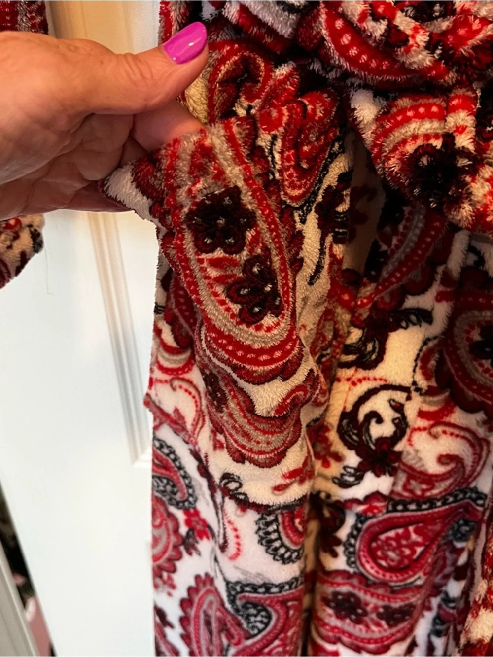 Laura Ashley Plush Paisley Robe Red White Fluffy Has Pockets S/M